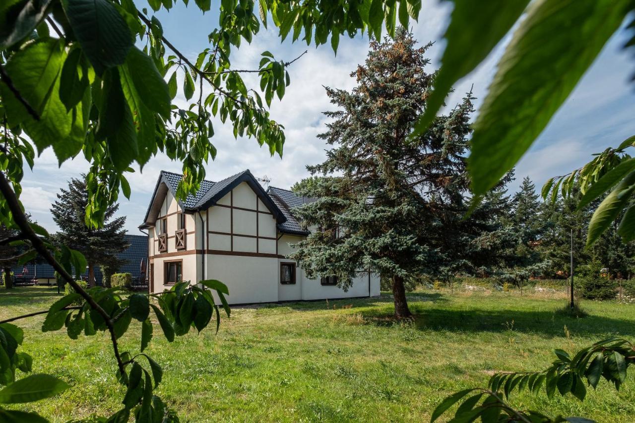 Rezydencja Nad Rzeka Леба Екстериор снимка